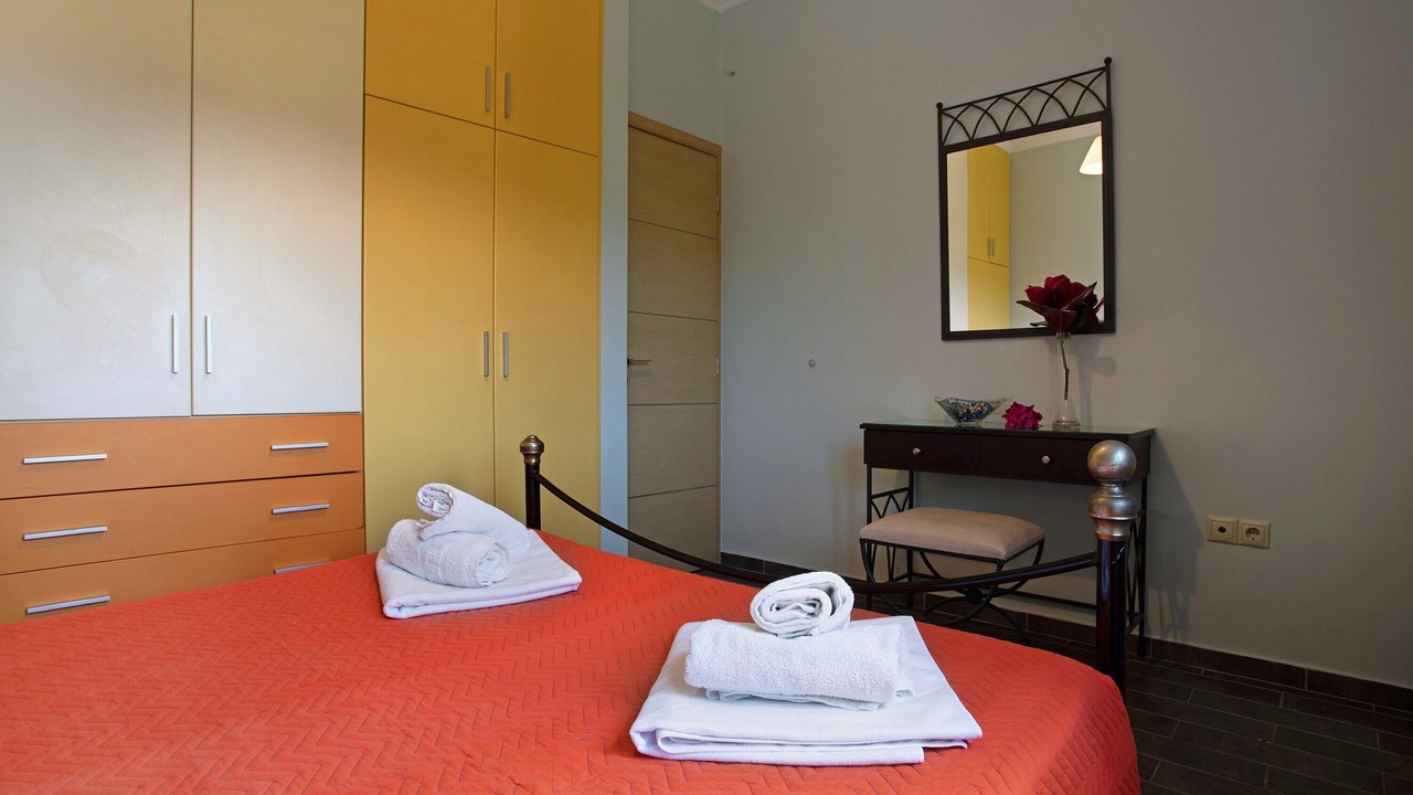 Photo of Bedroom in Meso Gerakari