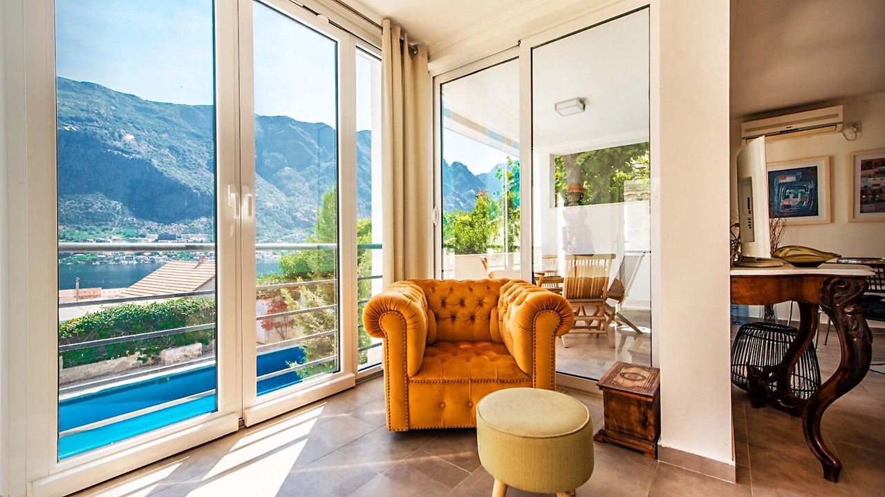 Photo of Livingroom in Prcanj