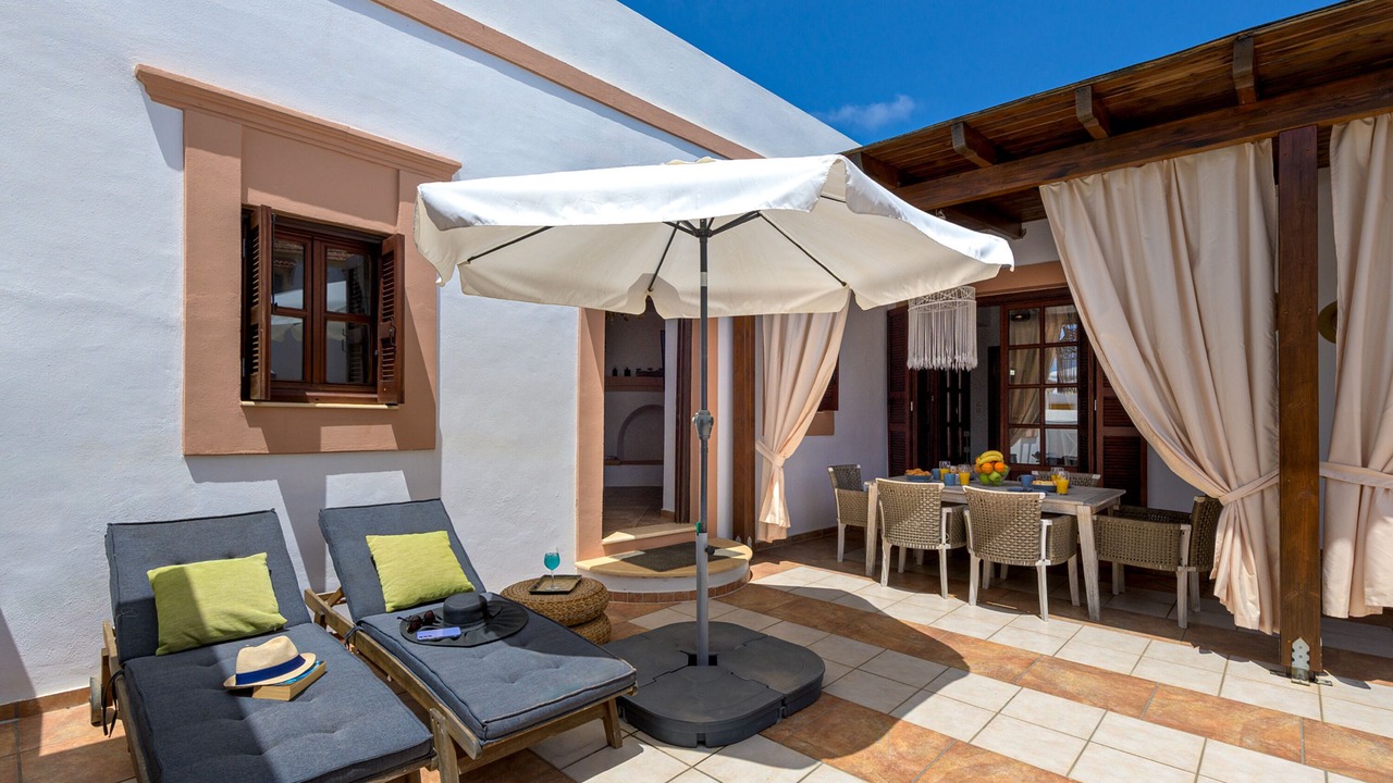 Photo of Outdoor in South Rhodes