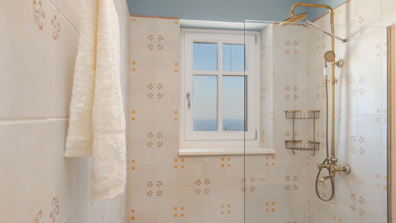 Photo of Bathroom in Elation