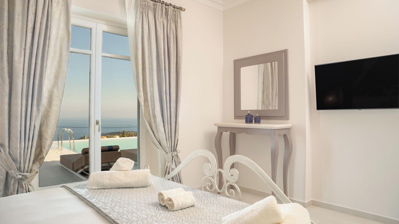 Photo of Bedroom in Elation