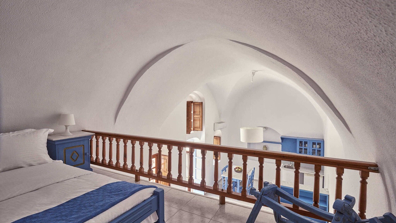 Photo of Bedroom in Fira