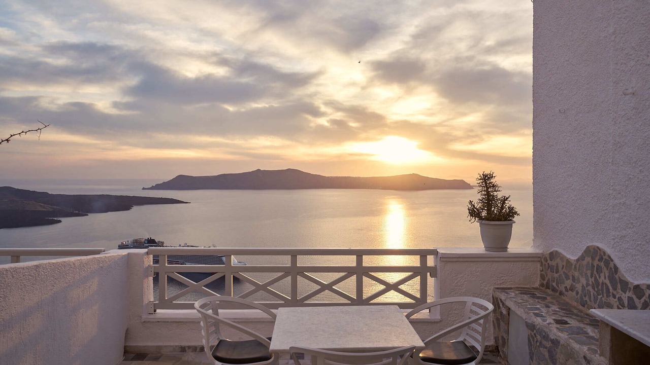 Photo of Outdoor in Fira