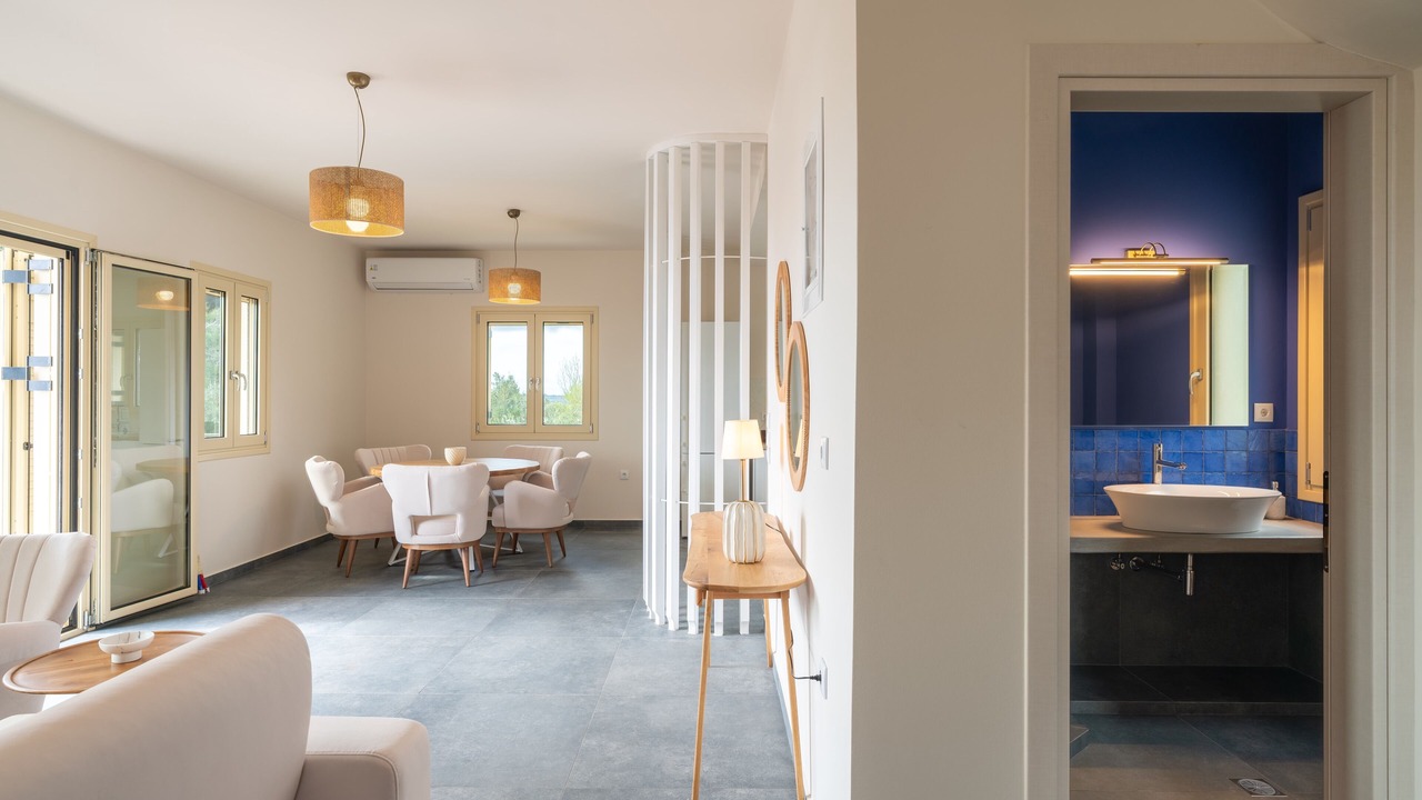 Photo of Livingroom in Leivathos