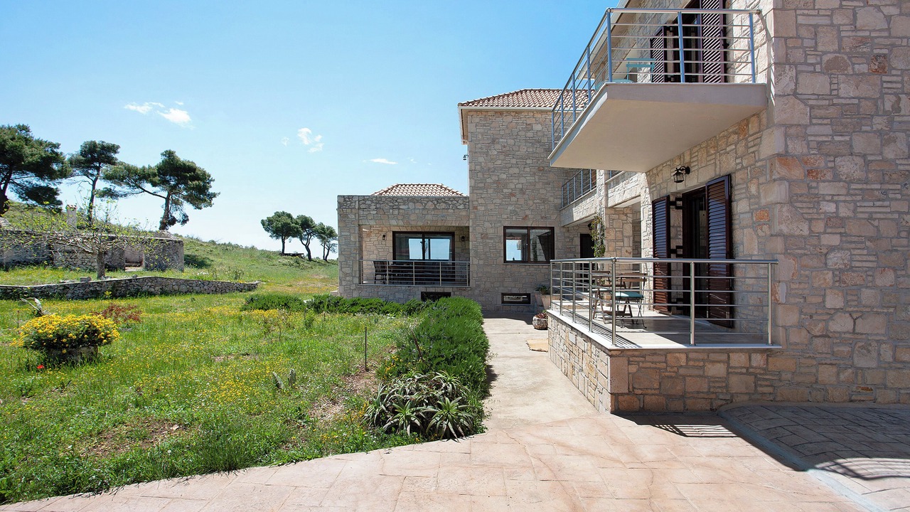 Photo of Patio Balcony in Volimai