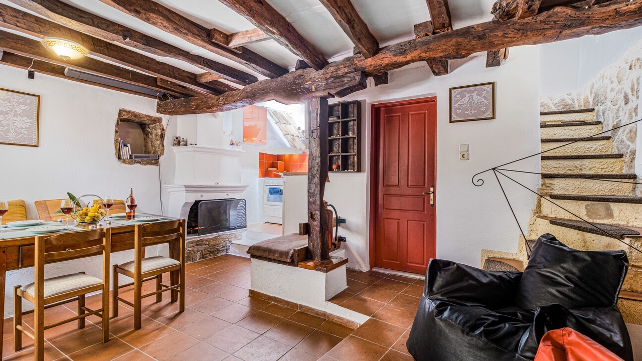 Photo of Livingroom in Alexandros