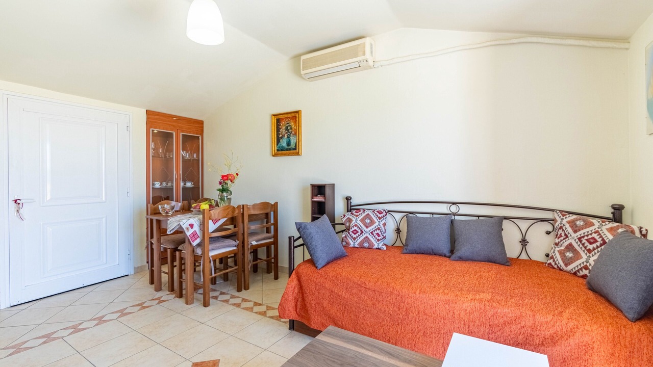 Photo of Bedroom in Perivolion