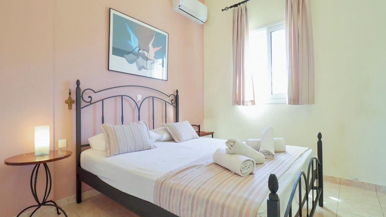 Photo of Bedroom in Sithonia