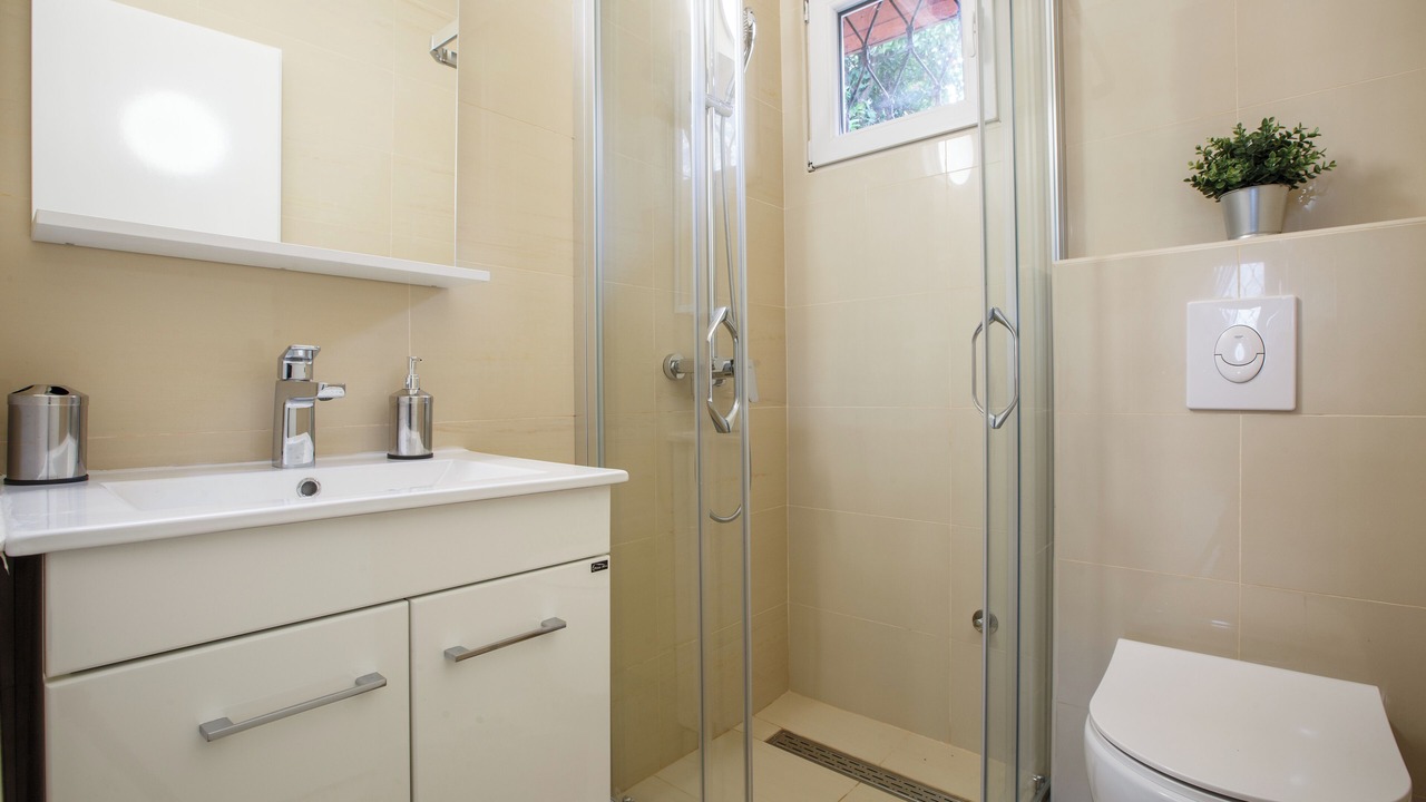 Photo of Bathroom in Orahovac