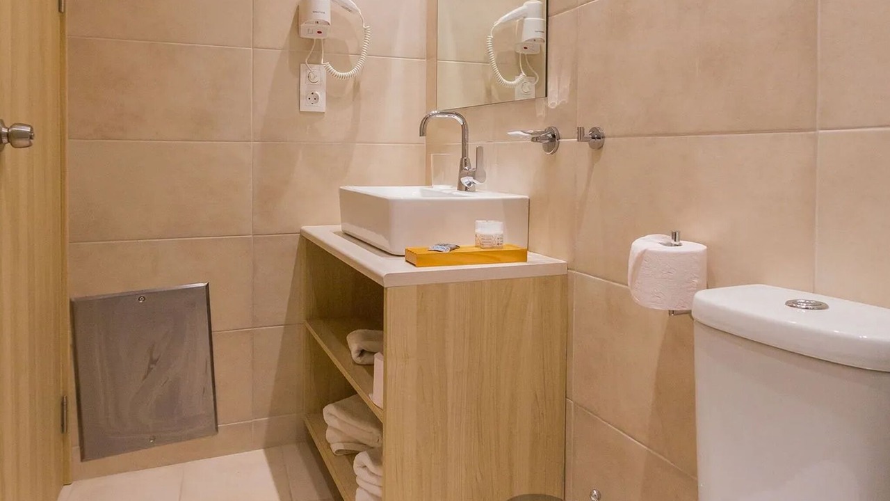 Photo of Bathroom in Rhodes Old Town