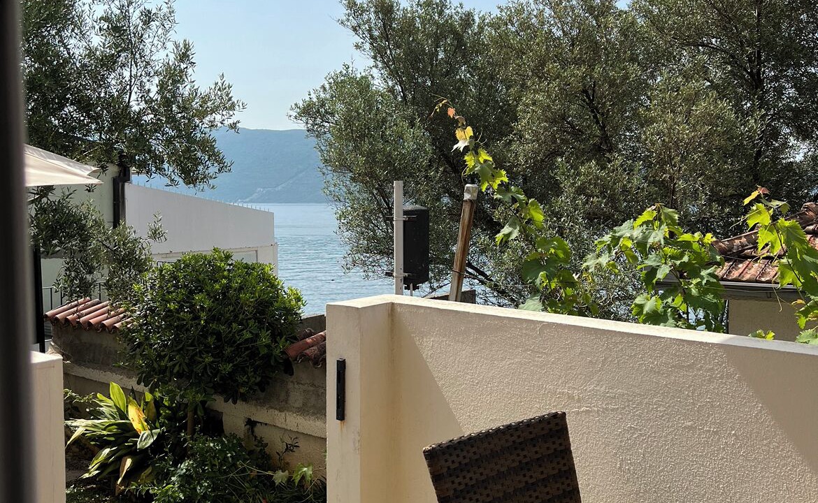 Photo of Patio Balcony in Topla