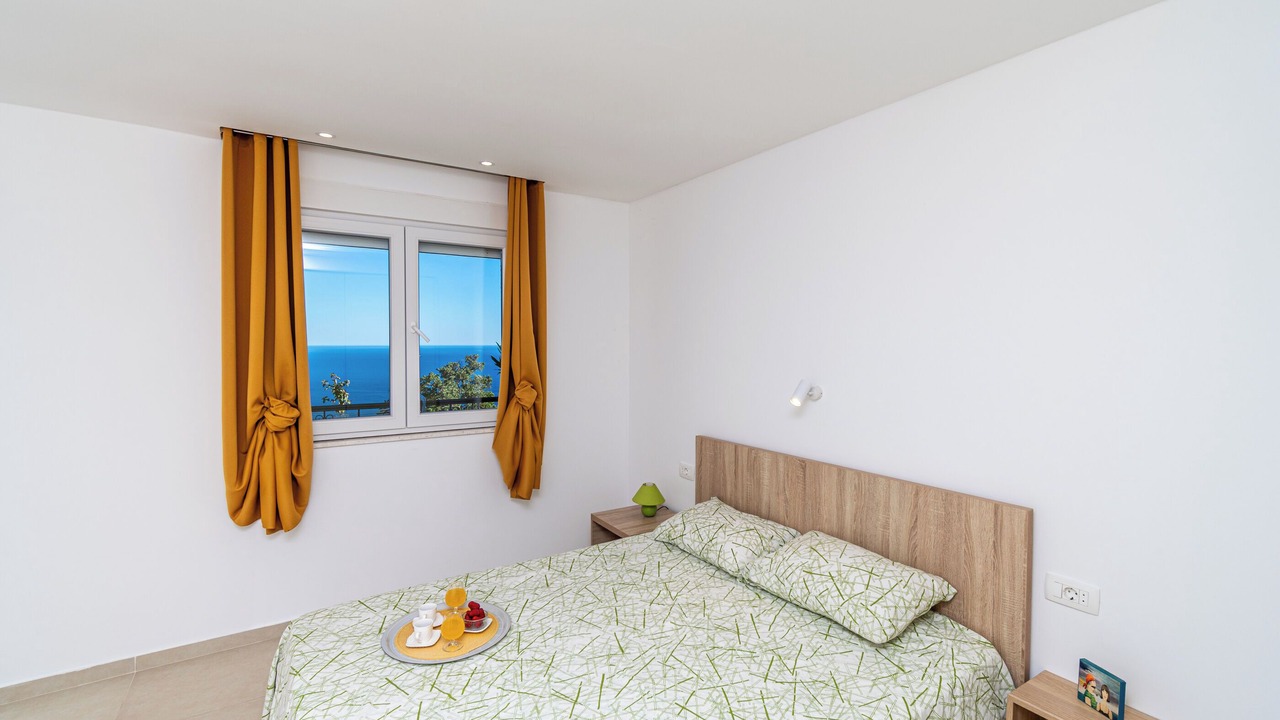 Photo of Bedroom in Sutomore