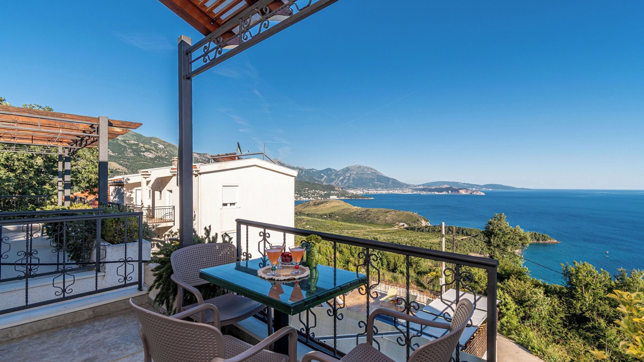 Photo of Outdoor in Sutomore