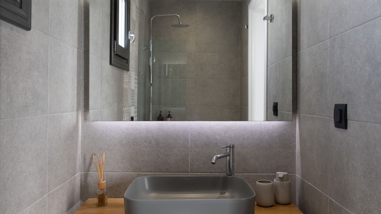 Photo of Bathroom in Kamari