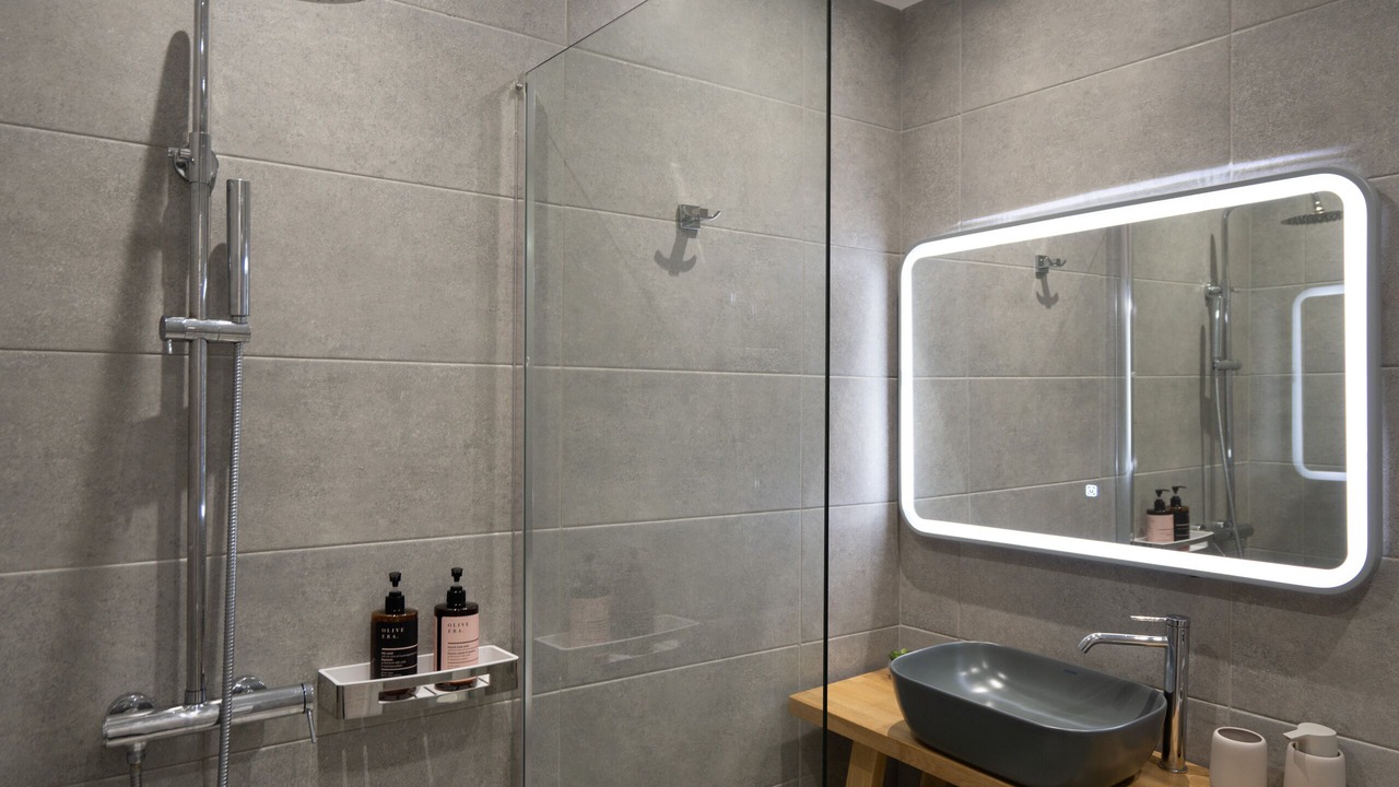 Photo of Bathroom in Kamari