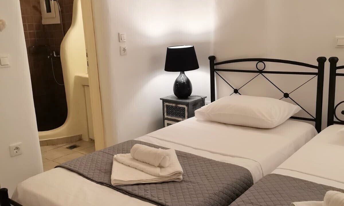 Photo of Bedroom in Platis Gialos