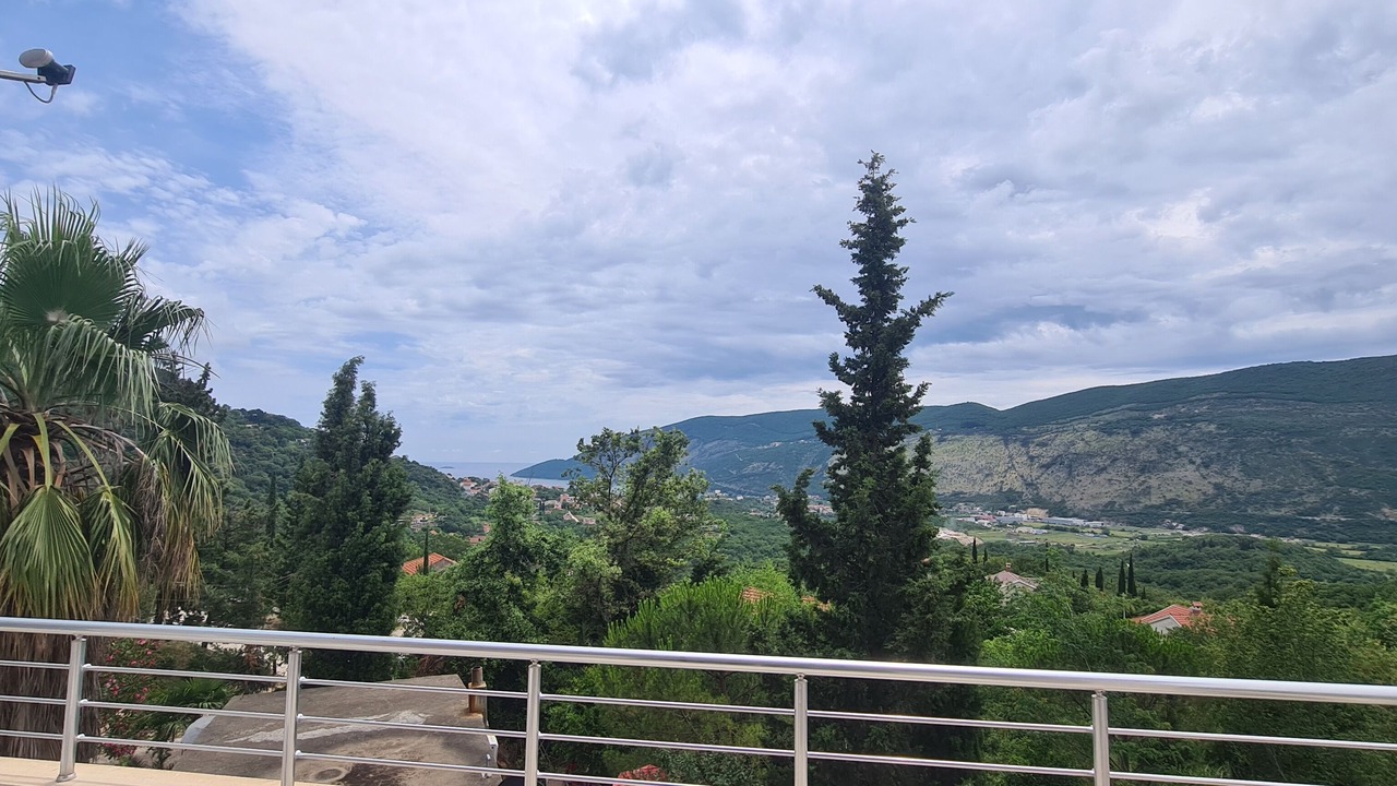 Photo of Outdoor in Ratisevina