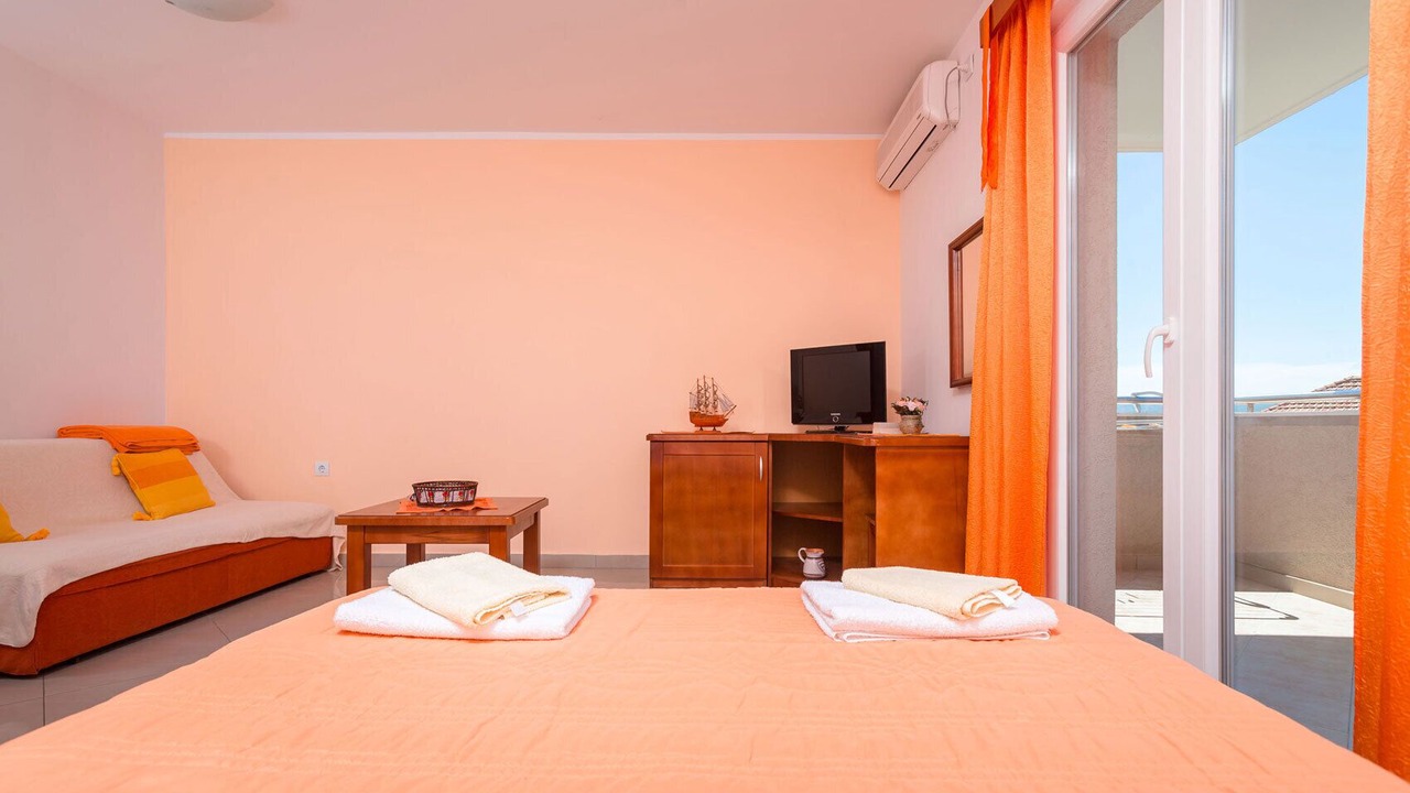 Photo of Bedroom in Tomicici