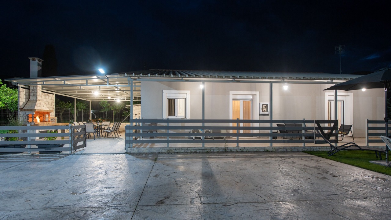 Photo of Patio Balcony in Agia Marina