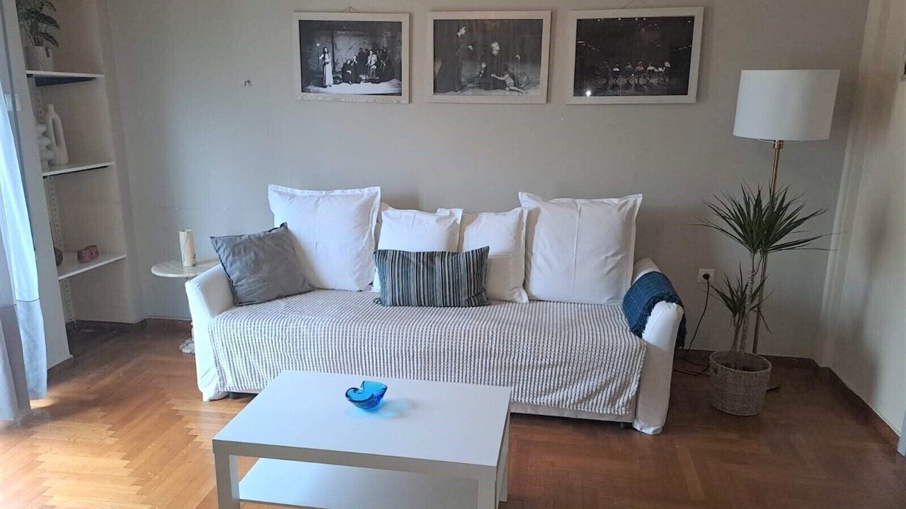 Photo of Livingroom in Exarhia