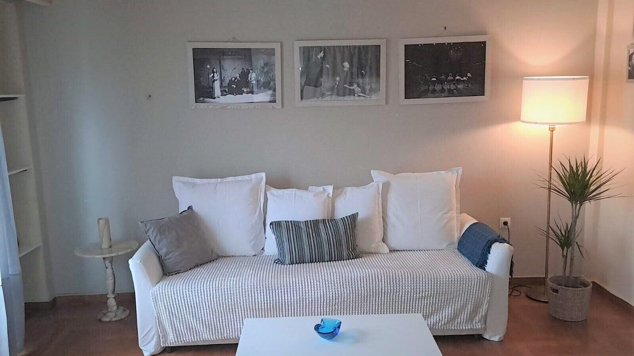 Photo of Livingroom in Exarhia