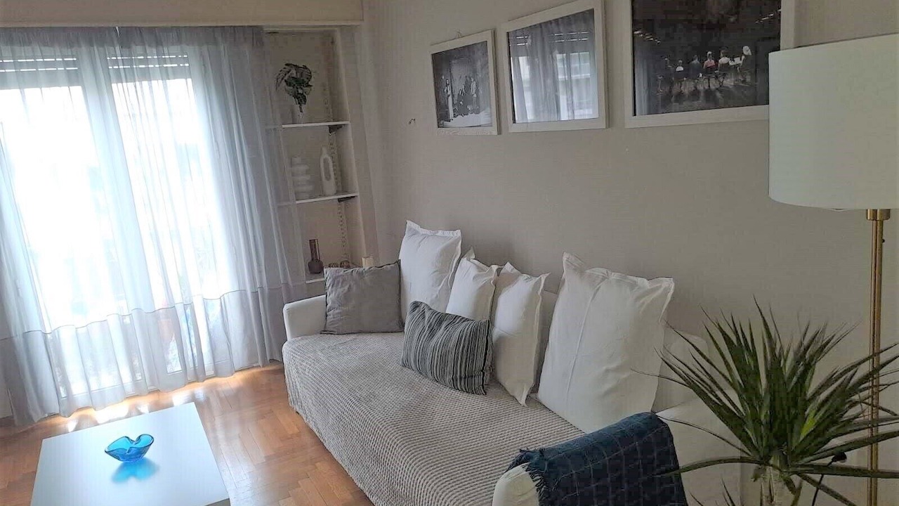 Photo of Livingroom in Exarhia