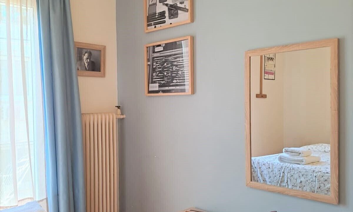 Photo of Bedroom in Exarhia