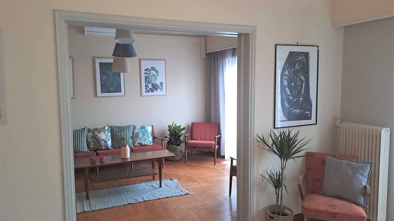 Photo of Livingroom in Exarhia