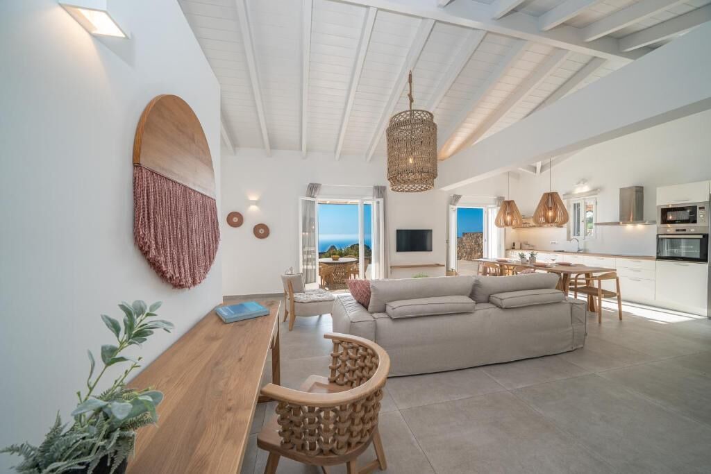 Photo of Livingroom in Fiskardo