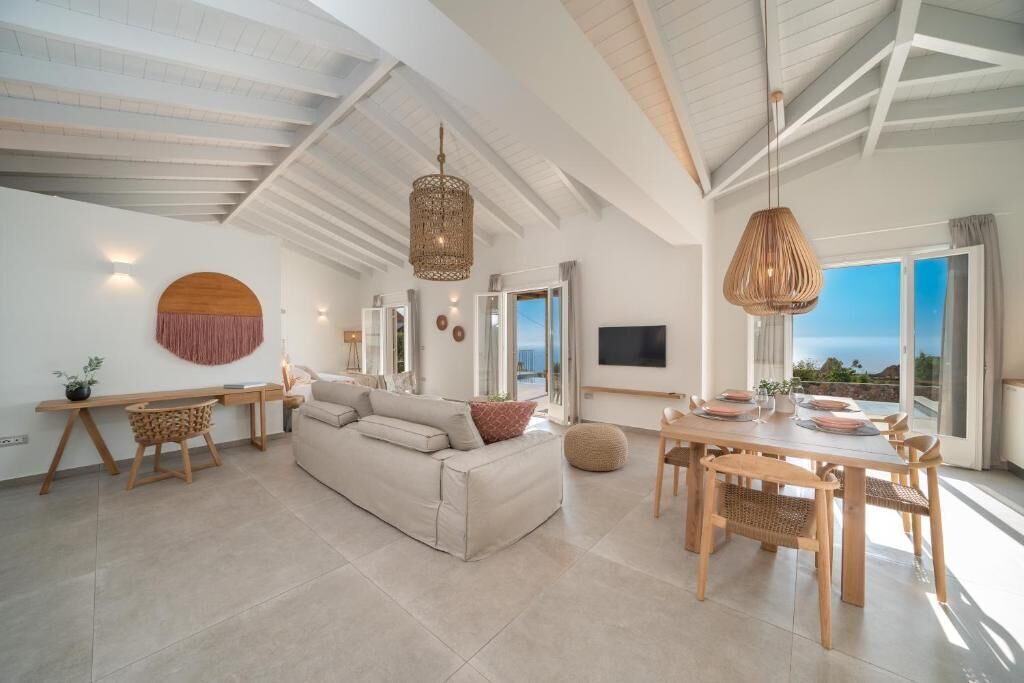 Photo of Livingroom in Fiskardo