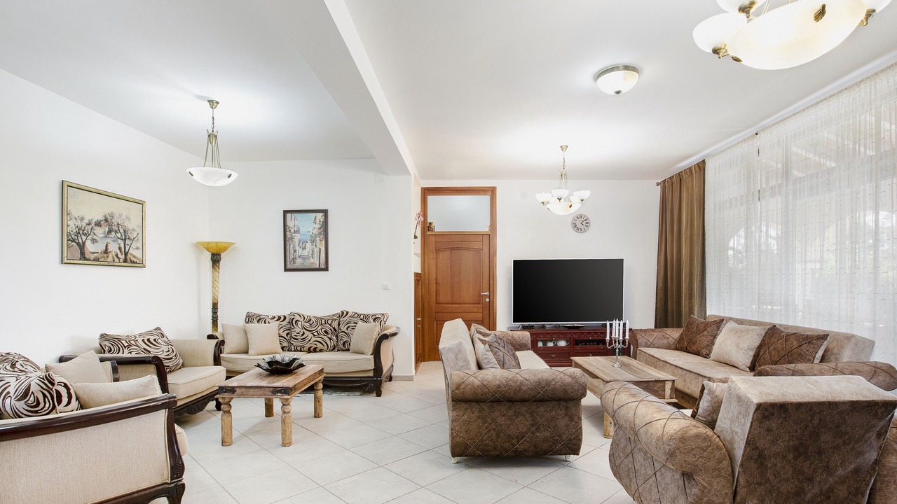Photo of Livingroom in Kotor