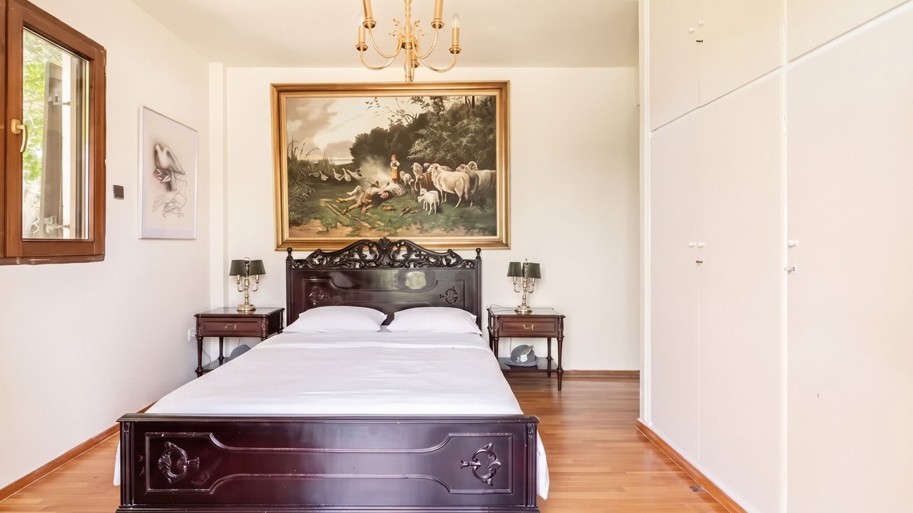 Photo of Bedroom in Marathon
