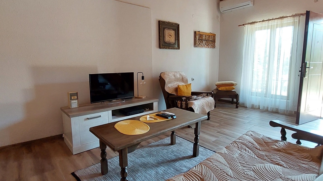 Photo of Livingroom in Mahala