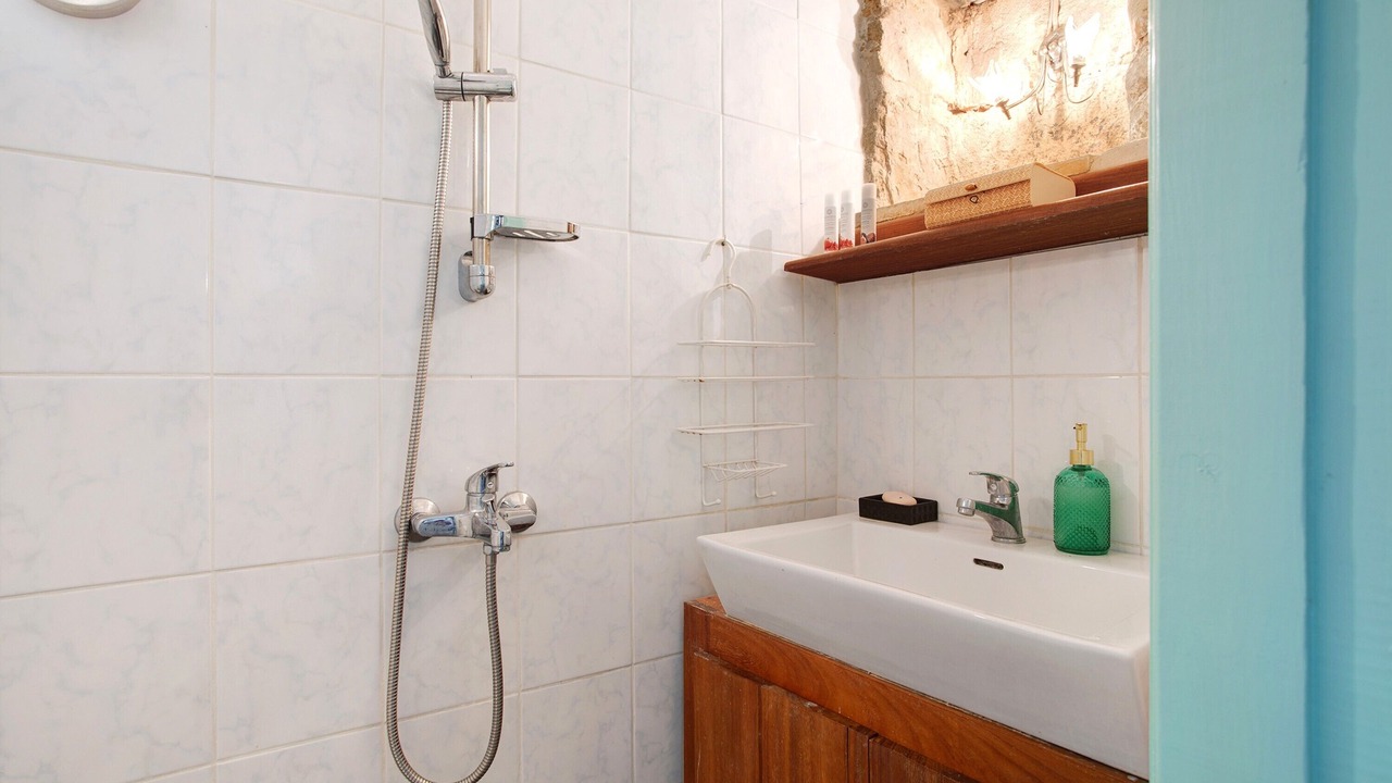 Photo of Bathroom in Elation