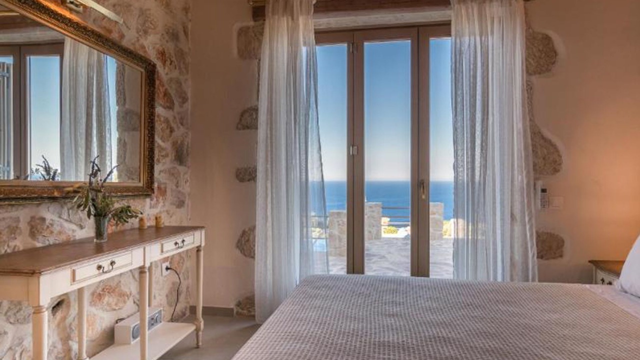Photo of Bedroom in Elation