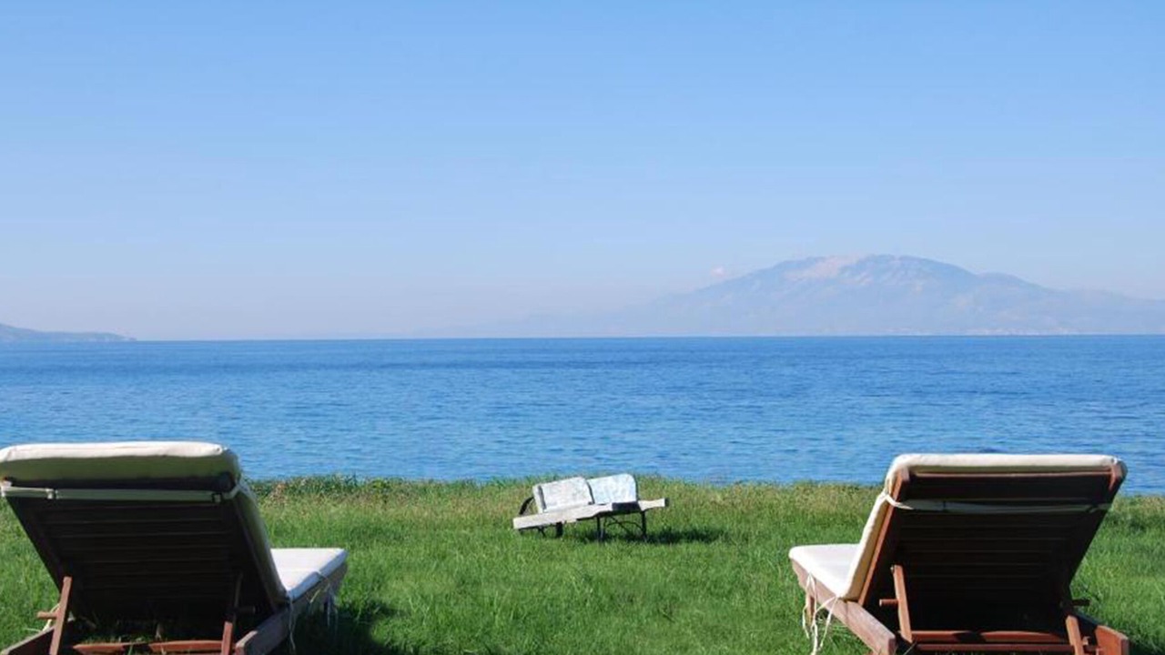 Photo of Outdoor in Neromilos
