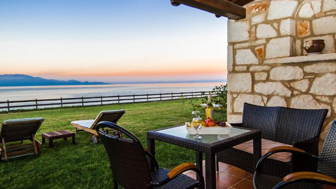 Photo of Outdoor in Neromilos