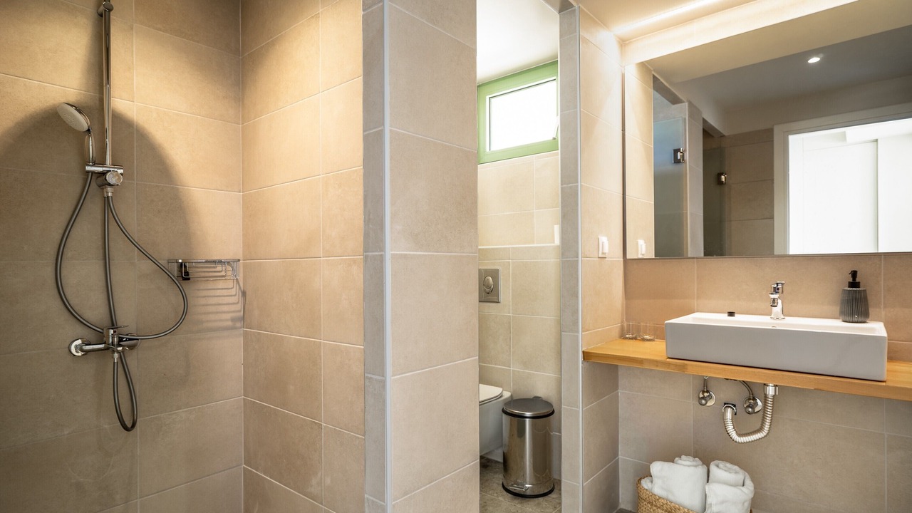 Photo of Bathroom in Skala