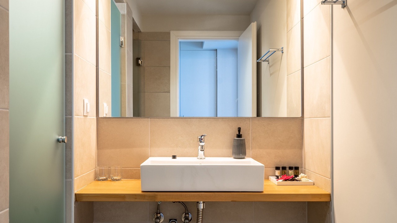 Photo of Bathroom in Skala