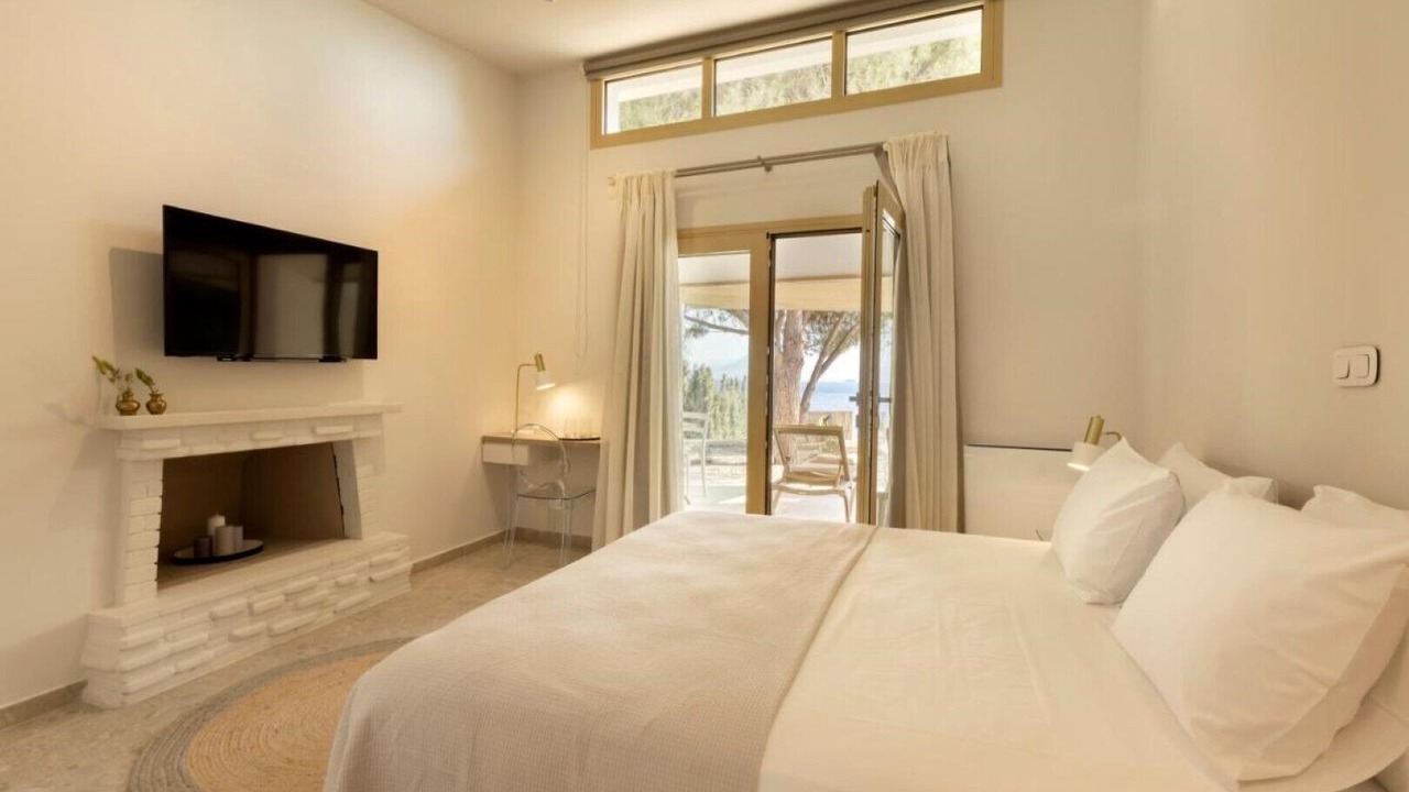 Photo of Bedroom in Limni Vouliagmenis