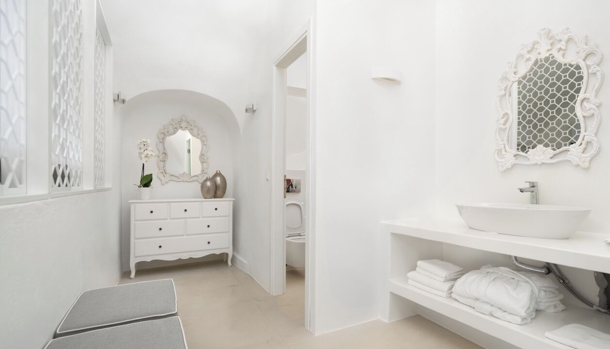 Photo of Bathroom in Santorini
