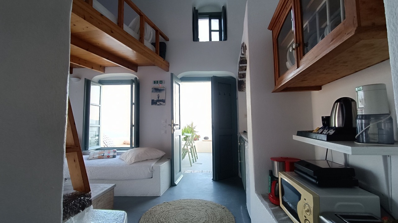Photo of Bedroom in Oia
