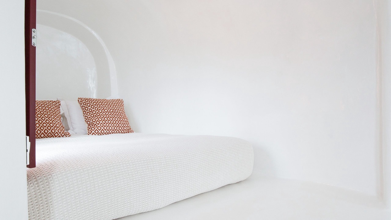 Photo of Bedroom in Oia