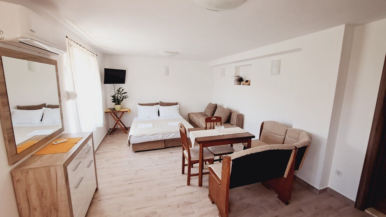 Photo of Bedroom in Denovici