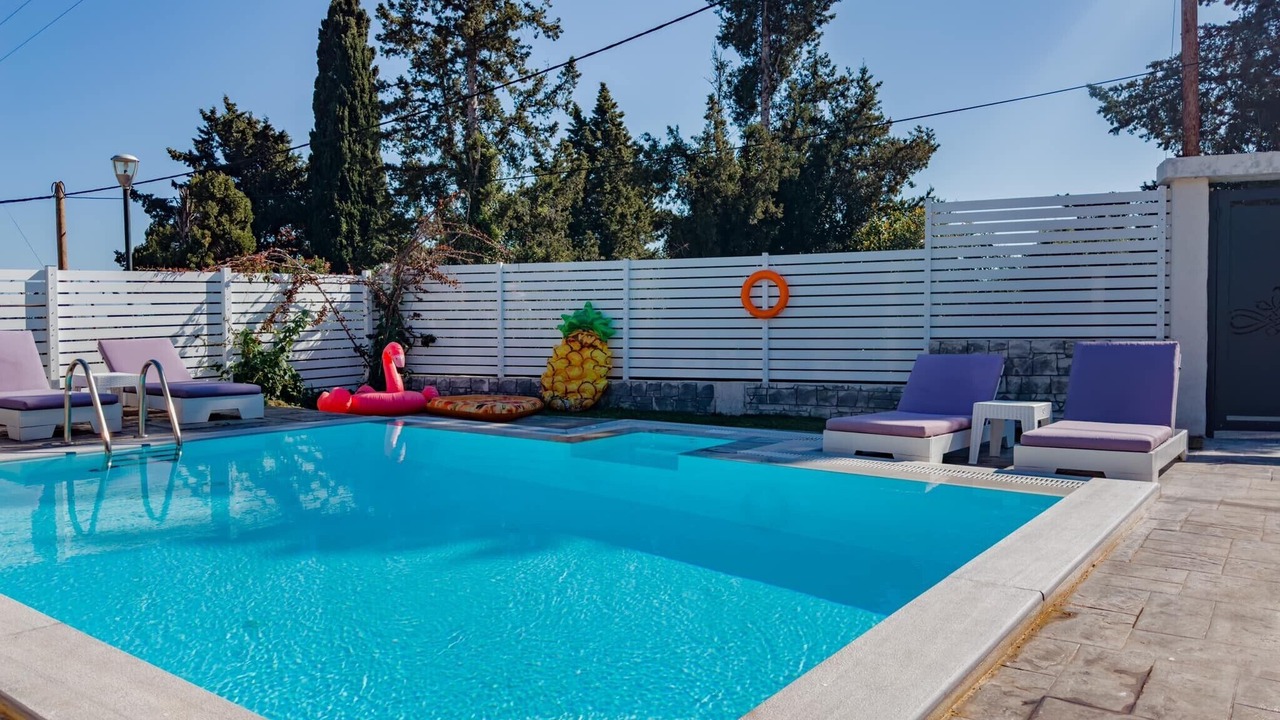 Photo of Outdoor in Notos