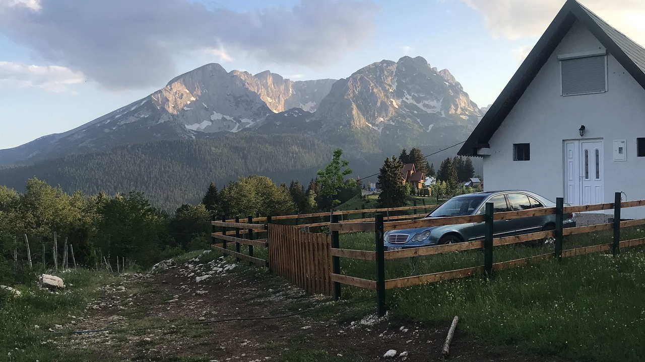 Photo of Outdoor in Pitomine