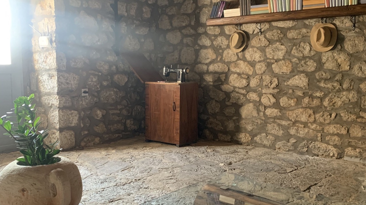 Photo of Others in Mojdez