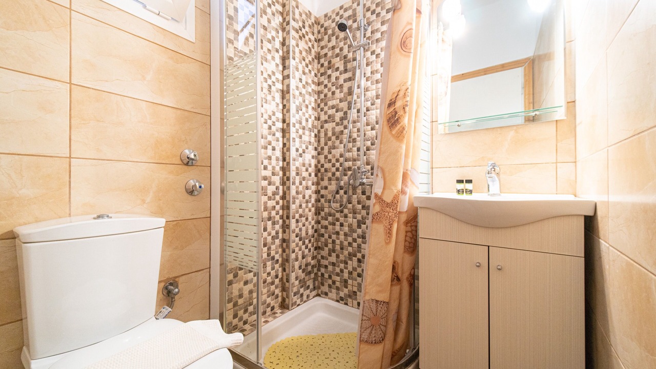 Photo of Bathroom in Lakones