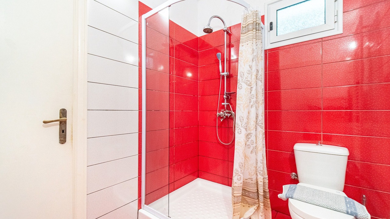 Photo of Bathroom in Lakones
