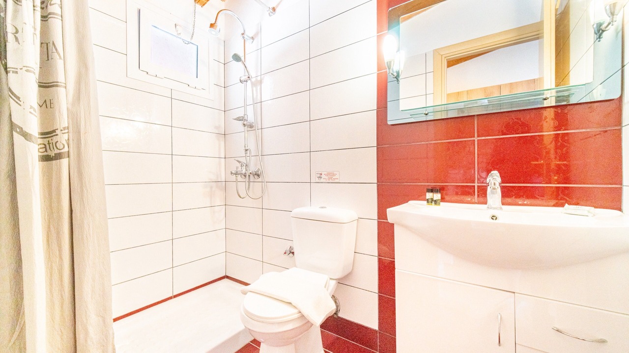 Photo of Bathroom in Lakones